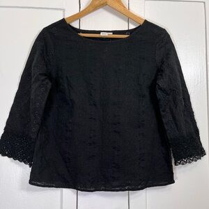 Gap‎ Women’s XS Eyelet Detailed Black Quarter Sleeve Top Boxy Fit